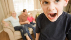 A pszichiáter figyelmeztet: ez történik azokkal a gyerekekkel, akiknek mindent megengednek a szülők!