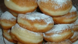 Ha így készíted a fánkot, gyönyörű szalagos lesz!