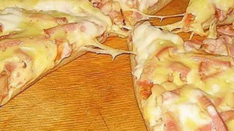 Hihetetlenül gyors serpenyős pizza